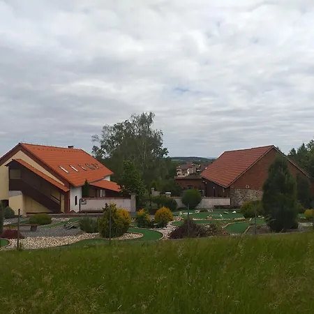 Na Majlante 3* Miretice