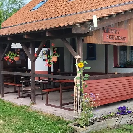 Pensión Na Majlante Miretice
