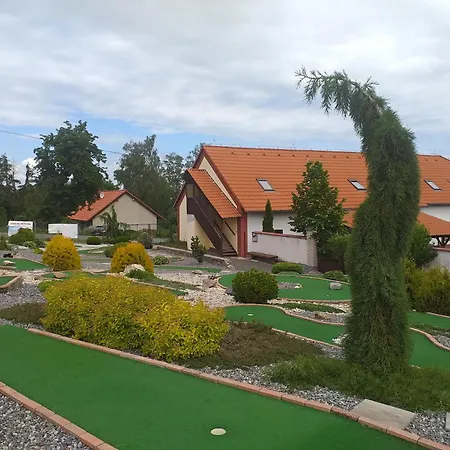 Penzion Na Majlantě Miretice
